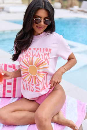 Here Comes The Sun Light Pink Graphic Tee