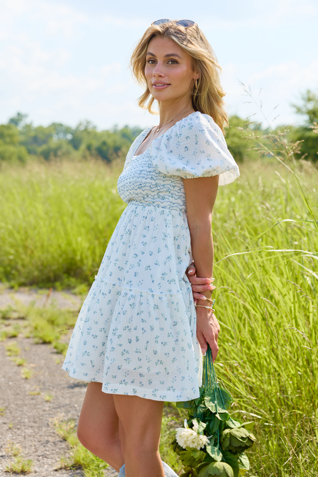 Willa White Floral Smocked Mini Dress XS