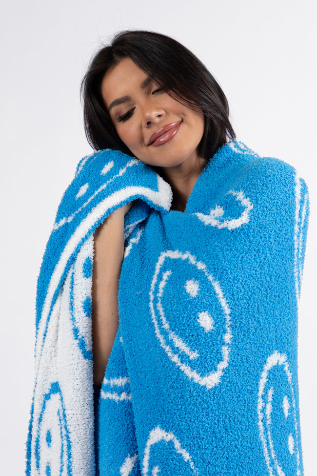 Make Me Believe Blue Smiley Blanket DOORBUSTER