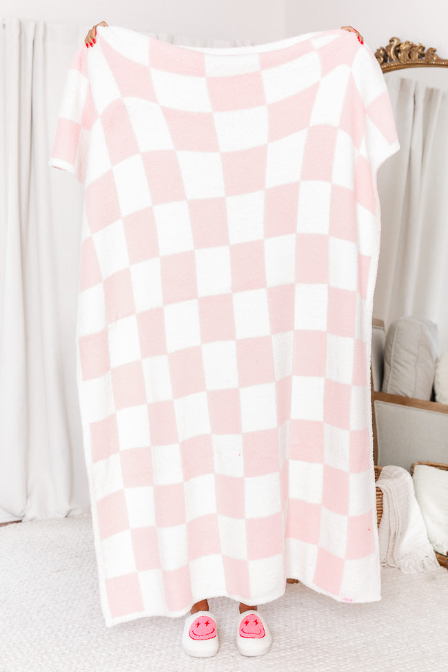 Make Me Believe Taupe Checkered and Daisy Print Blanket – Pink Lily