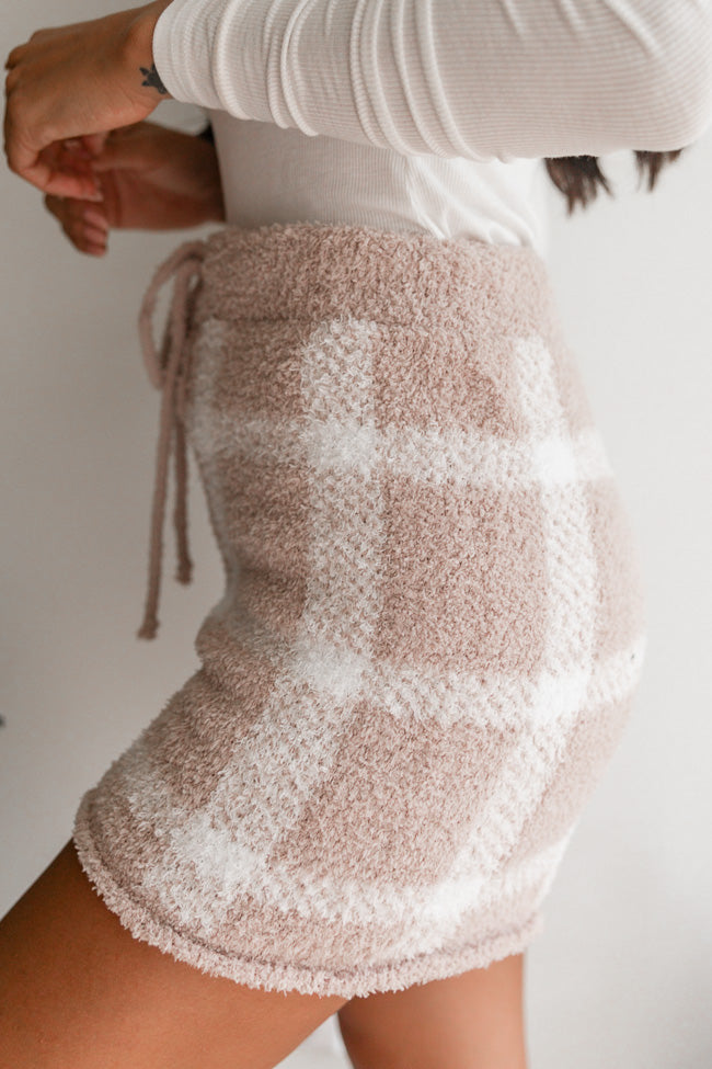 Lounge Beige – Plaid Wonderful Time Most Fuzzy Lily Pink Shorts