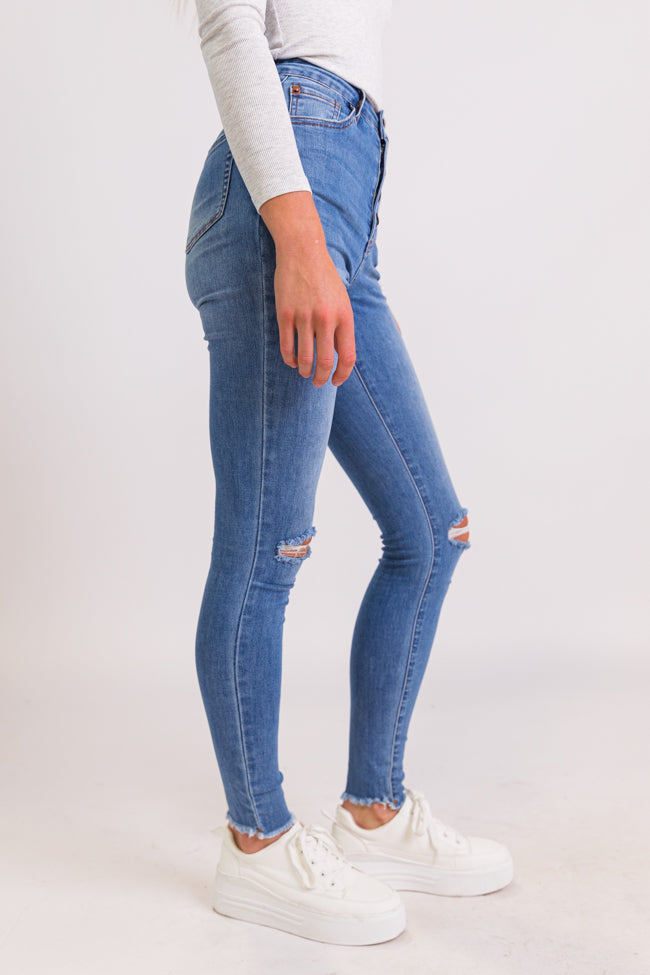 Chelsie Light Wash Busted Knee Jeans