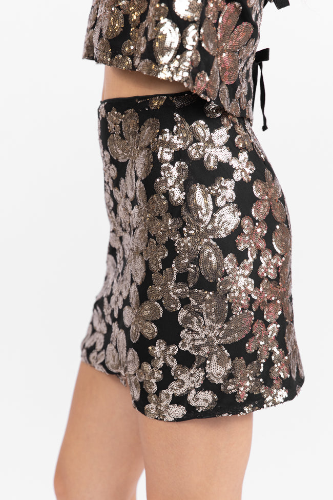 A Heart Of Gold Black Floral Print Sequin Mini Skirt