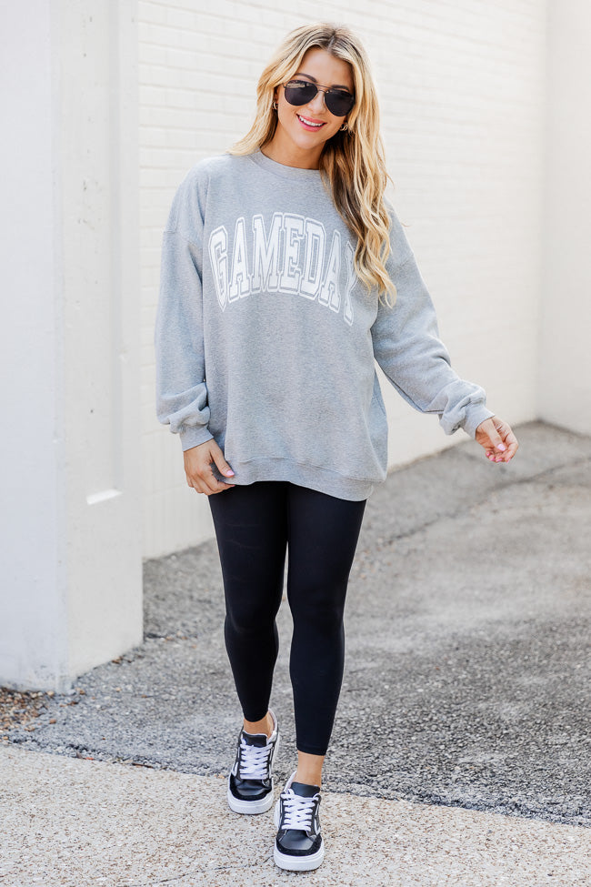 Gray shop sweatshirt outfit