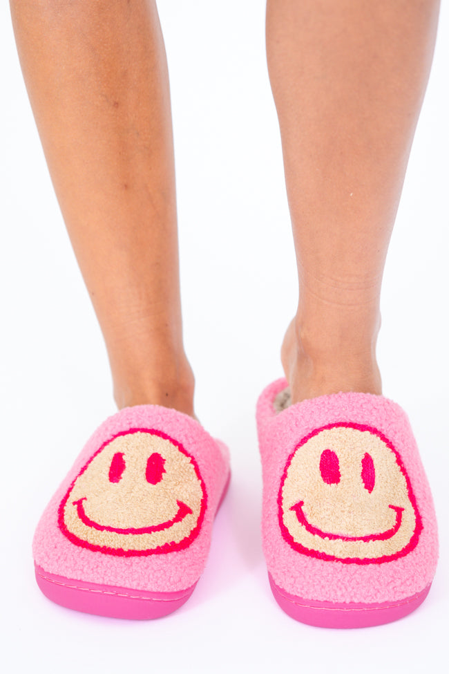 Superpink Smiley Face Slippers