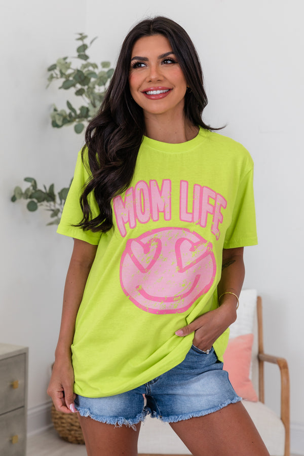 Mommin' Mineral Graphic Tee