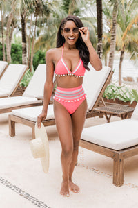 Cruise The Beach Pink Tropical Cinched Bust Bikini Top FINAL SALE – Pink  Lily