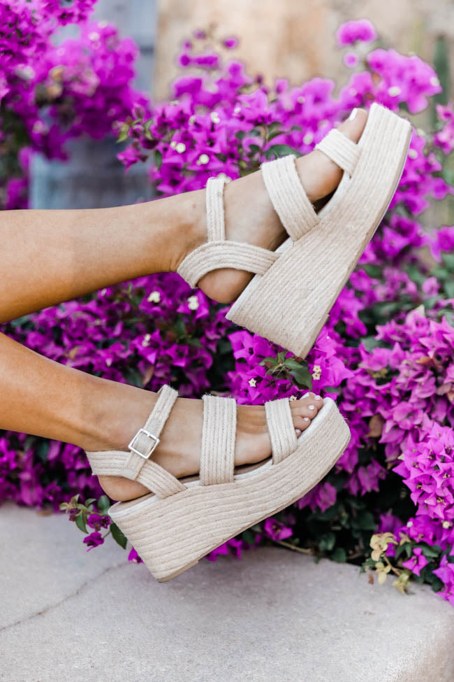 Joelle best sale flatform sandal