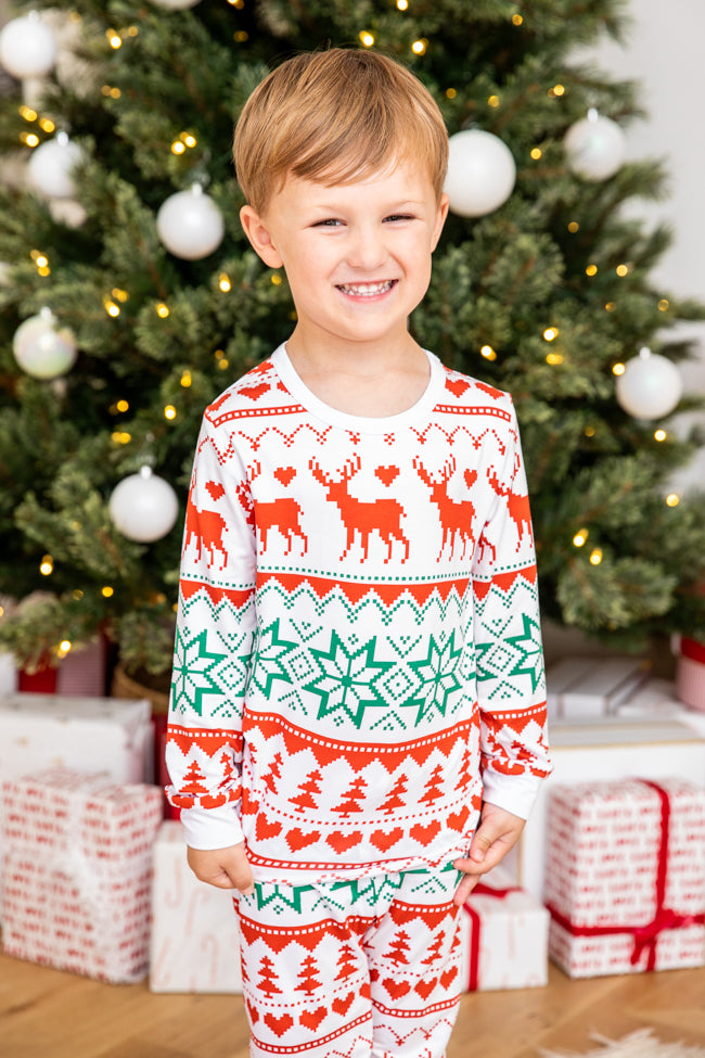 Boys christmas best sale pajamas near me