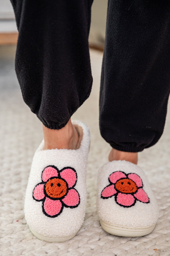 Pink and Orange Checkered Slippers – Pink Lily