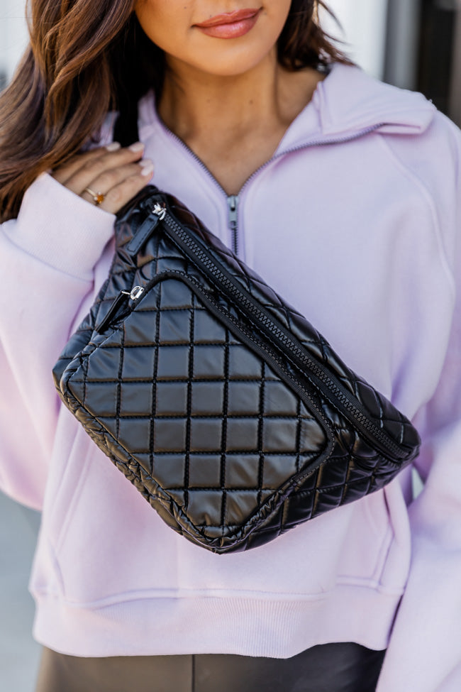 Black Tote Handbag with Zipper: Lilly