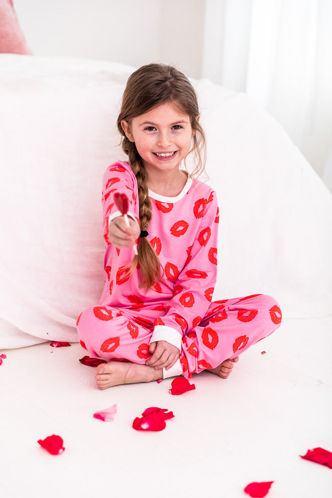 Serendipity Moments Kids Pink Lip Printed Pajama Set FINAL SALE – Pink Lily